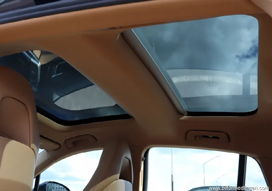 Porsche Panamera 4 4 E-Hybrid 462hk Panorama S/V-hjul Svensksåld, bild 9 av 12