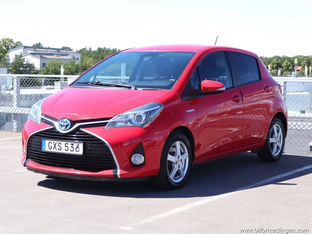 Toyota Yaris YARIS 1.5 VVT-i Hybrid 100hk Kamera, bild 1 av 12