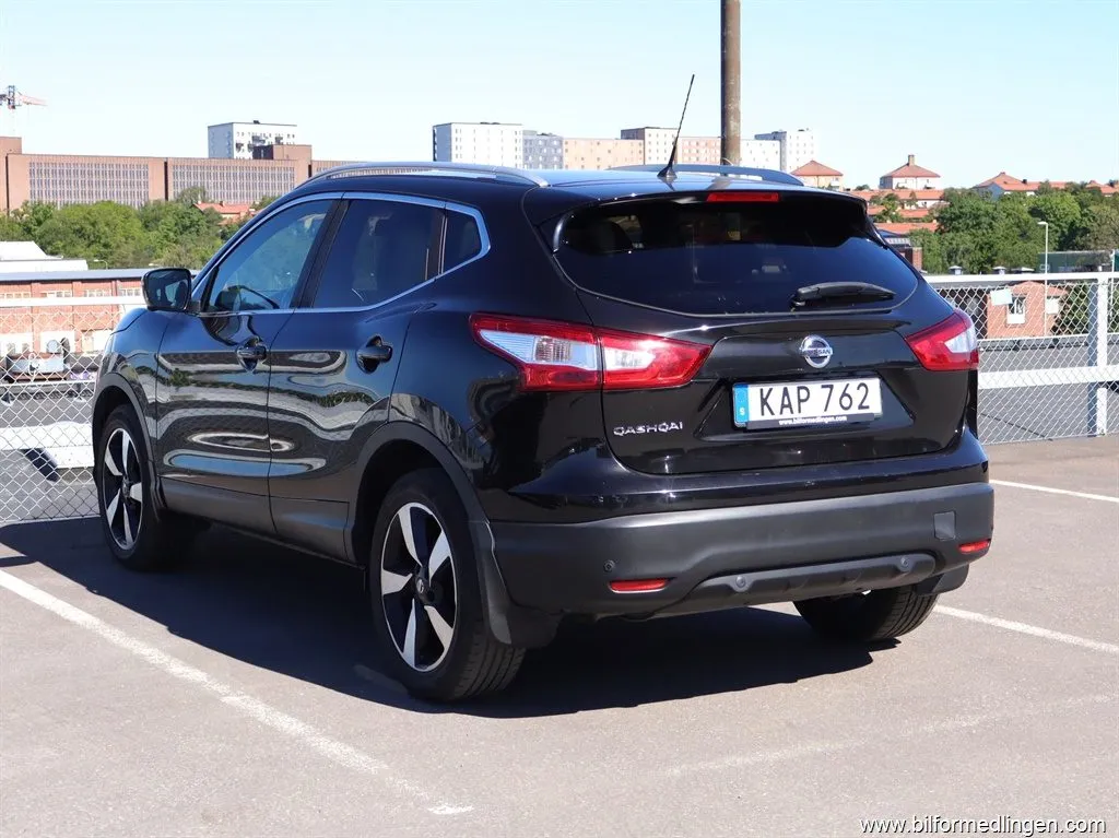 Nissan Qashqai 1.2 FWD 115hk S/V-hju Pano Tekna, bild 3 av 12