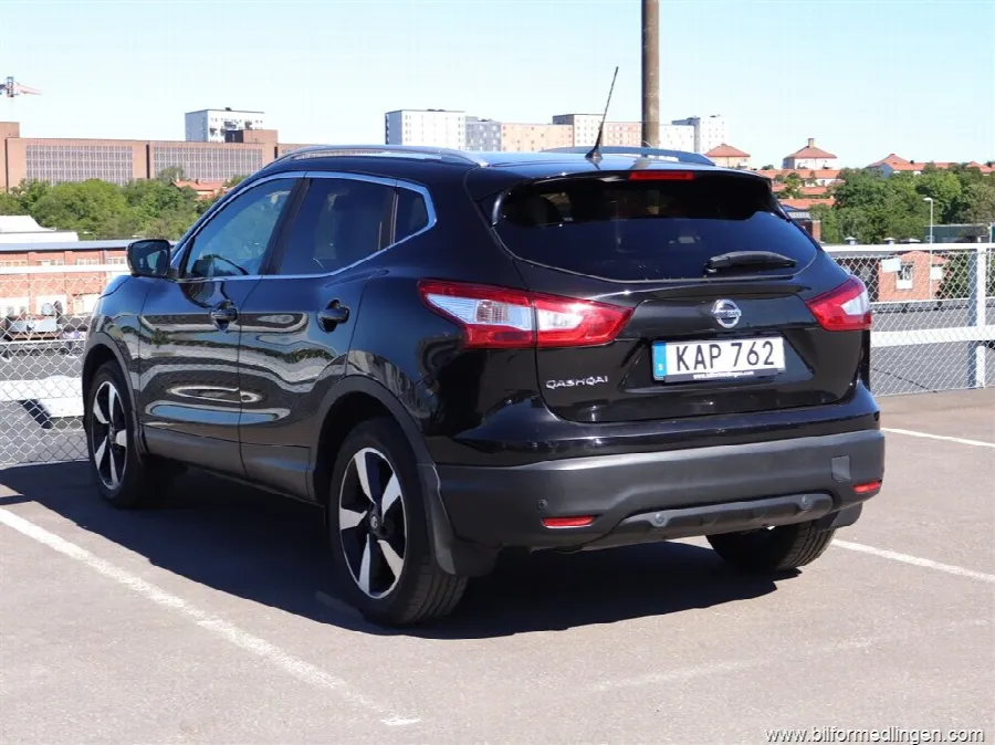 Nissan Qashqai 1.2 FWD 115hk S/V-hju Pano Tekna, bild 3 av 12