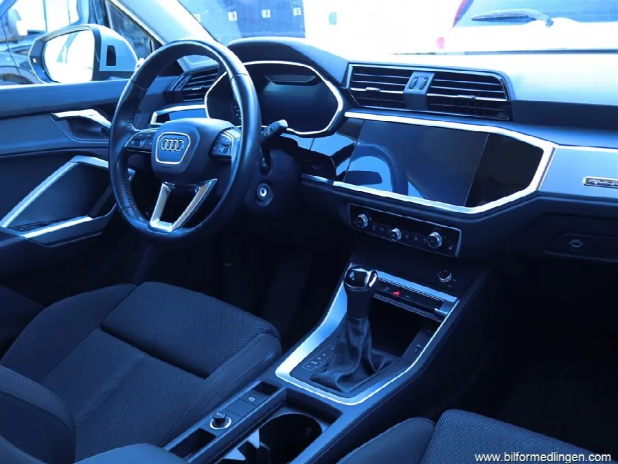 Audi Q3 40 TDI Quattro 2.0 190hk Proline S/V-hjul Drag, bild 7 av 12