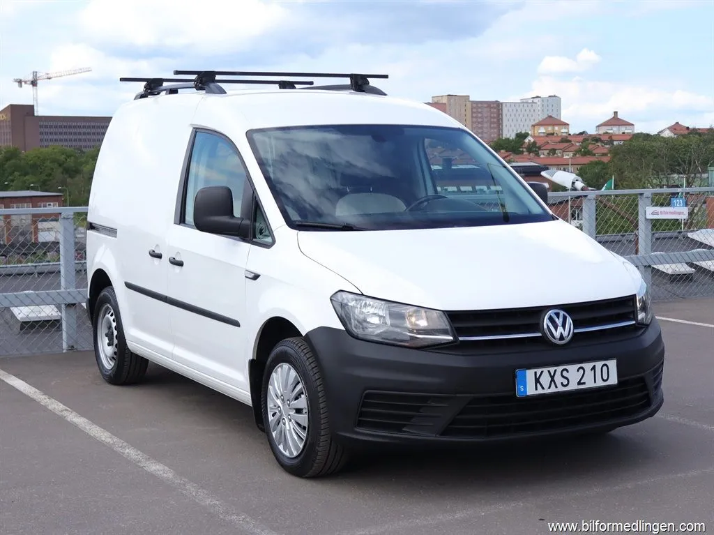 Volkswagen Caddy 1.6 TDI FWD 102hk S/V-hjul Drag Takräcken, bild 2 av 12