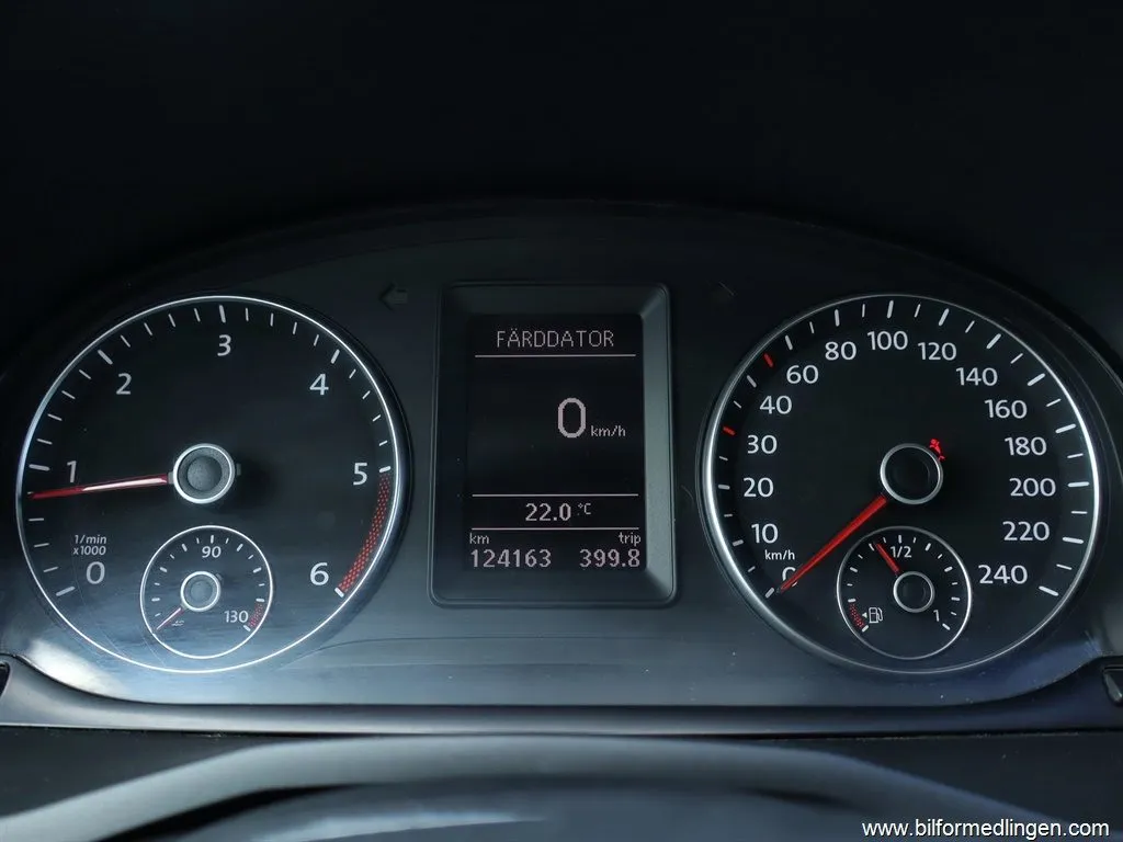 Volkswagen Caddy 1.6 TDI FWD 102hk S/V-hjul Drag Takräcken, bild 7 av 12