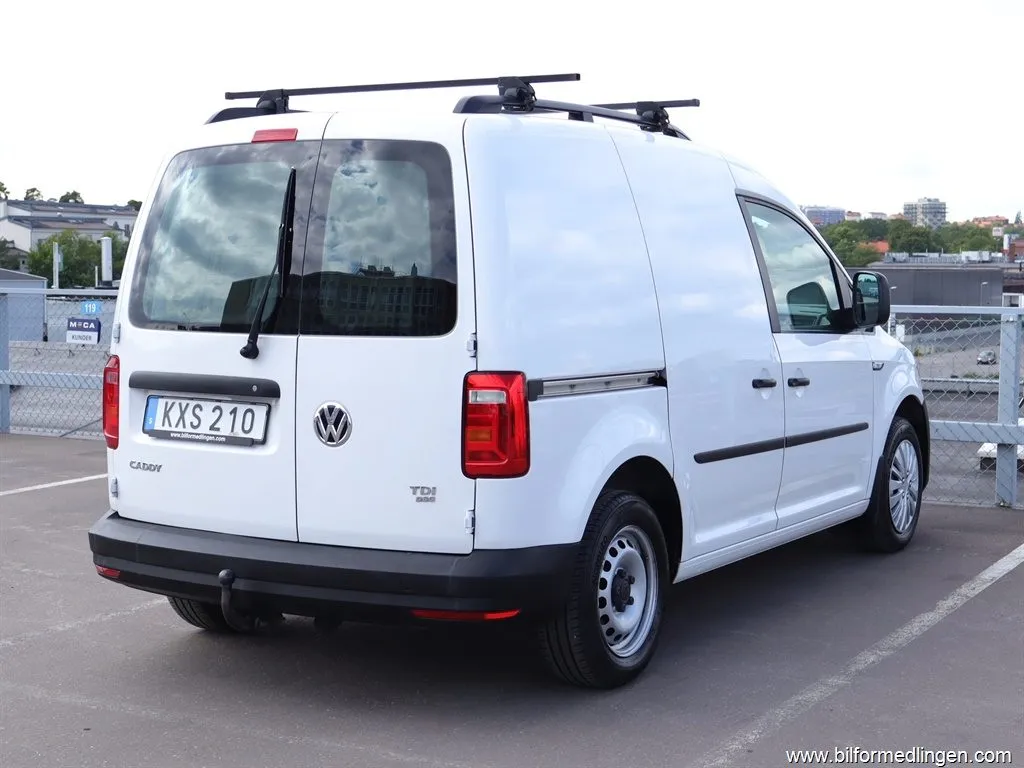 Volkswagen Caddy 1.6 TDI FWD 102hk S/V-hjul Drag Takräcken, bild 4 av 12
