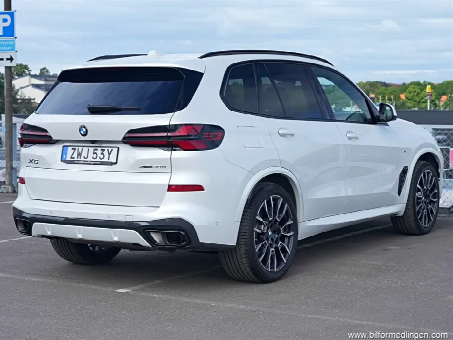 BMW X5 xDrive30d M Sport Innovation Pano Drag Moms, bild 4 av 12