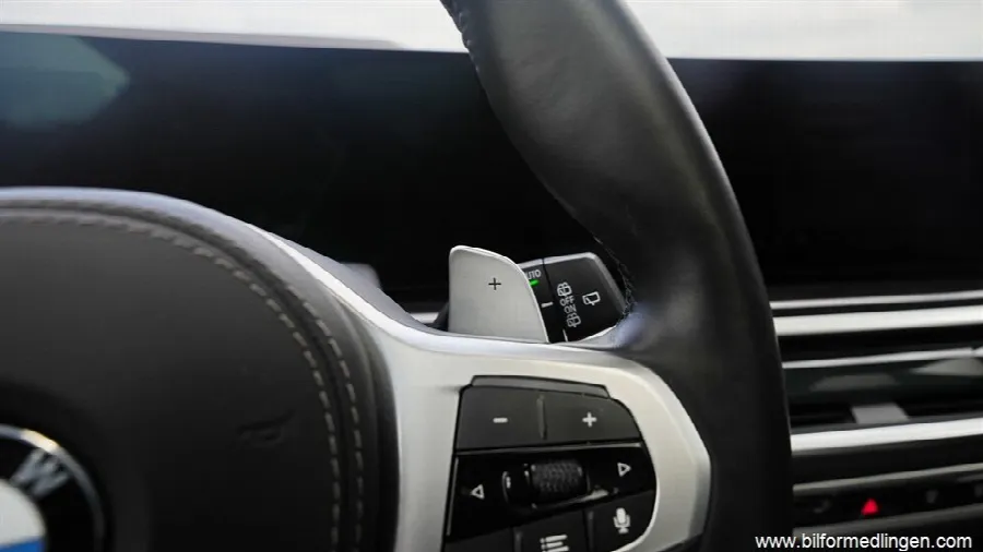 BMW X5 xDrive30d M Sport Innovation Pano Drag Moms, bild 11 av 12