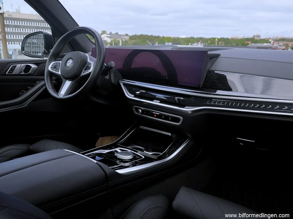 BMW X5 xDrive30d M Sport Innovation Pano Drag Moms, bild 8 av 12