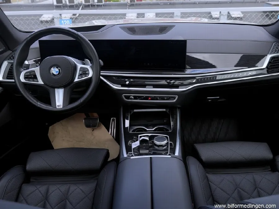 BMW X5 xDrive30d M Sport Innovation Pano Drag Moms, bild 7 av 12