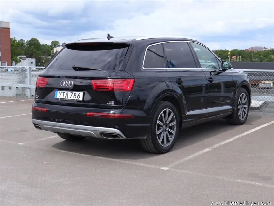 Audi Q7 3.0 TDI Quattro 272hk Drag Rattvärme Luftfjädring, bild 4 av 12