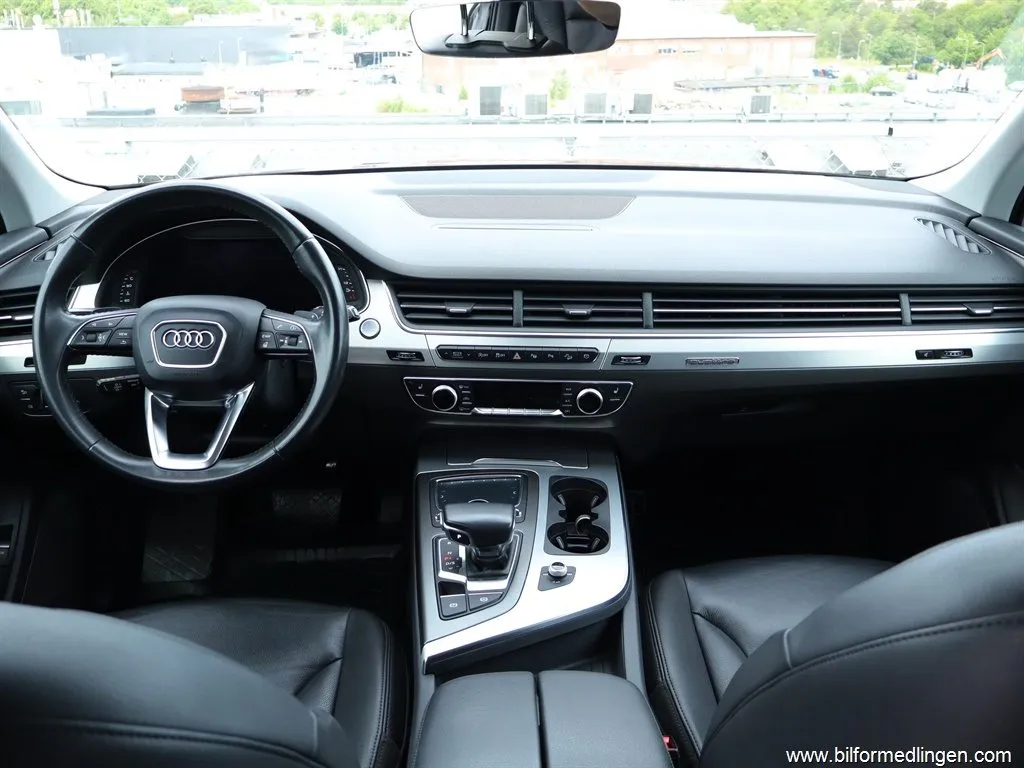 Audi Q7 3.0 TDI Quattro 272hk Drag Rattvärme Luftfjädring, bild 6 av 12