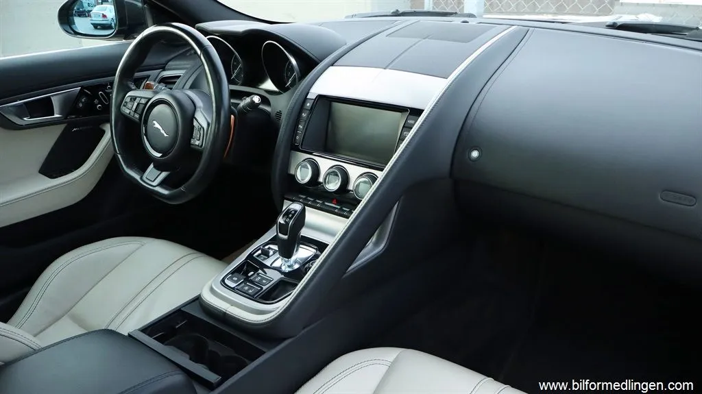 Jaguar F-Type 3.0 V6 Coupé 340hk Pano Nyservad, bild 8 av 12