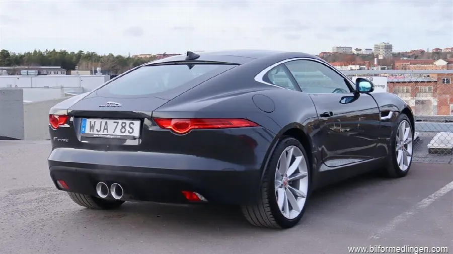 Jaguar F-Type 3.0 V6 Coupé 340hk Pano Nyservad, bild 3 av 12