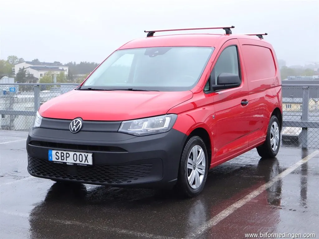 Volkswagen Caddy CARGO 2.0 TDI 122hk S/V-hjul Värmare Moms, bild 1 av 12