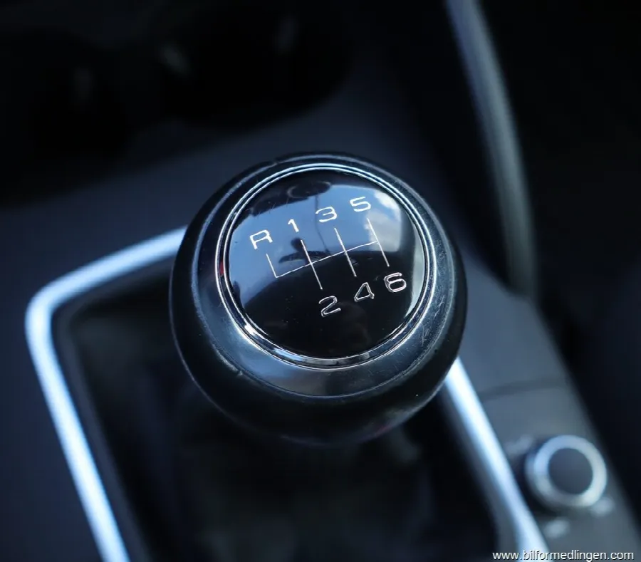Audi A3 1.4 TFSI FWD 125hk S/V-hjul Sensor bak,, bild 10 av 12