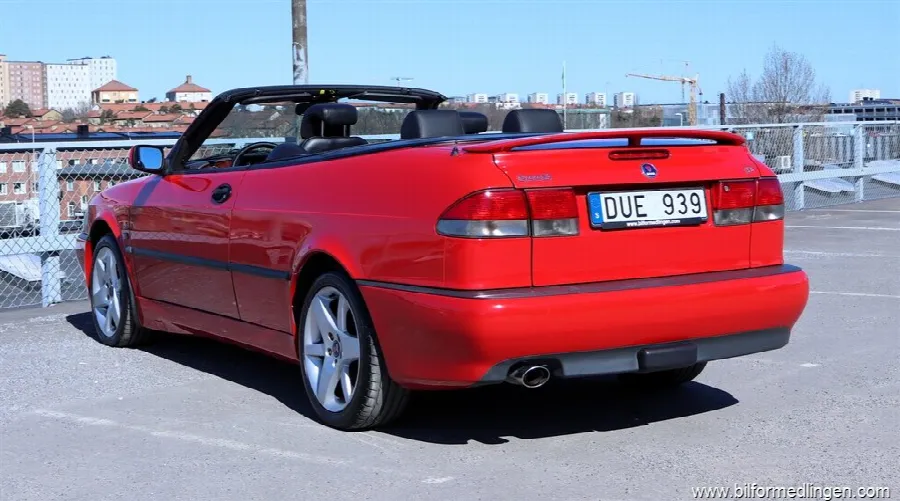 Saab 9-3 2.0T Cab 205hk Skinn, bild 4 av 12