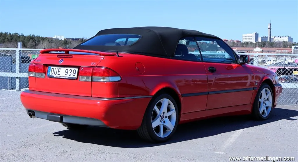 Saab 9-3 2.0T Cab 205hk Skinn, bild 7 av 12