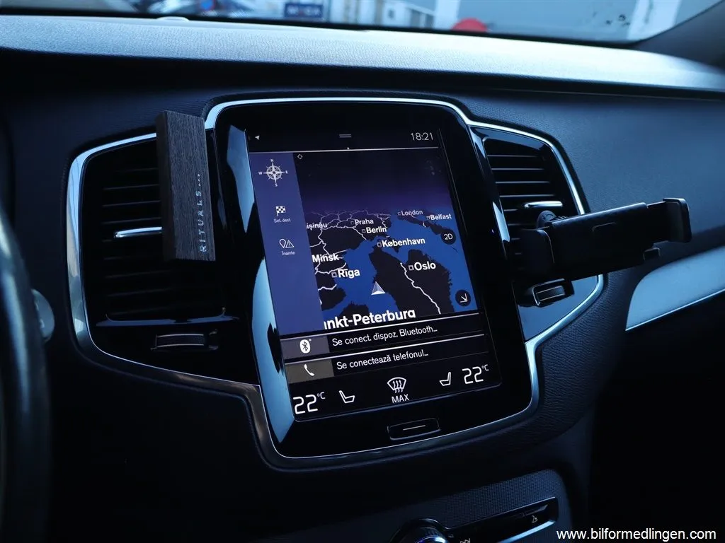 Volvo XC90 D5 AWD R Design HeadUp 7-sits S/V-hjul GPS, bild 9 av 12