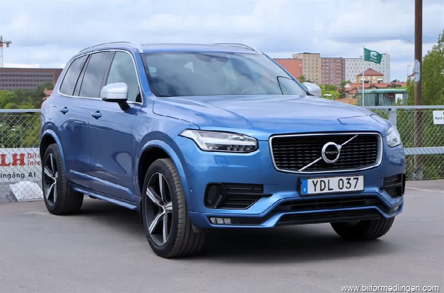 Volvo XC90 D5 AWD R Design HeadUp 7-sits S/V-hjul GPS, bild 2 av 12