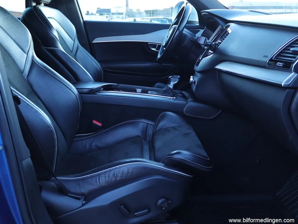 Volvo XC90 D5 AWD R Design HeadUp 7-sits S/V-hjul GPS, bild 5 av 12