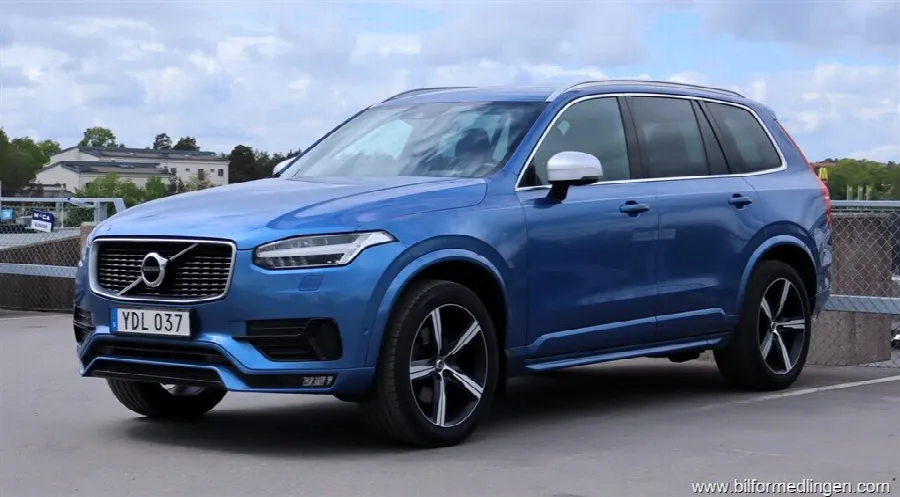 Volvo XC90 D5 AWD R Design HeadUp 7-sits S/V-hjul GPS, bild 1 av 12