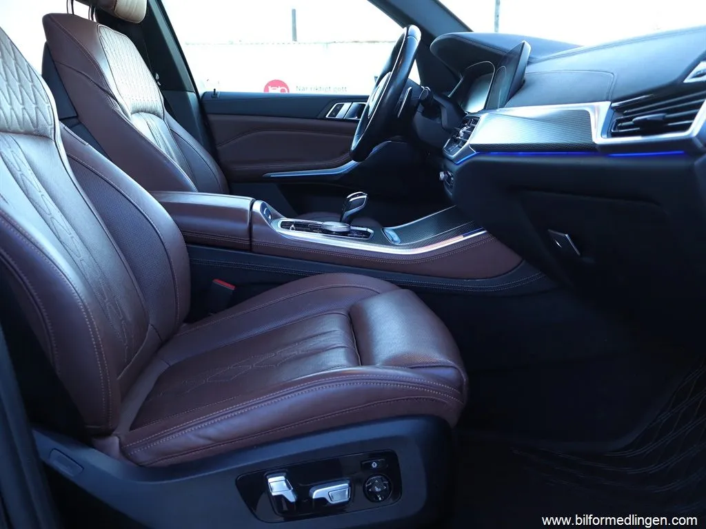 BMW X5 xDrive40i 340hk M Sport Pano Komfortstolar, bild 6 av 12