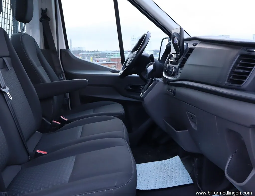 Ford Transit 350 Chassi Lyft Kranbil Automat S/V-hjul Moms, bild 9 av 12