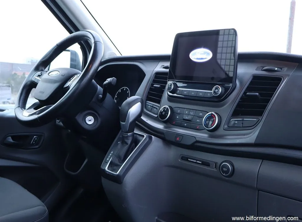Ford Transit 350 Chassi Lyft Kranbil Automat S/V-hjul Moms, bild 11 av 12