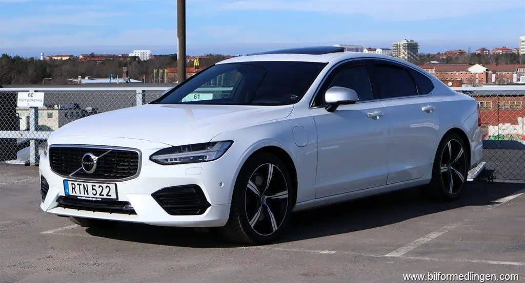 Volvo S90 T8 2.0 Twin Engine AWD R Design, bild 2 av 12