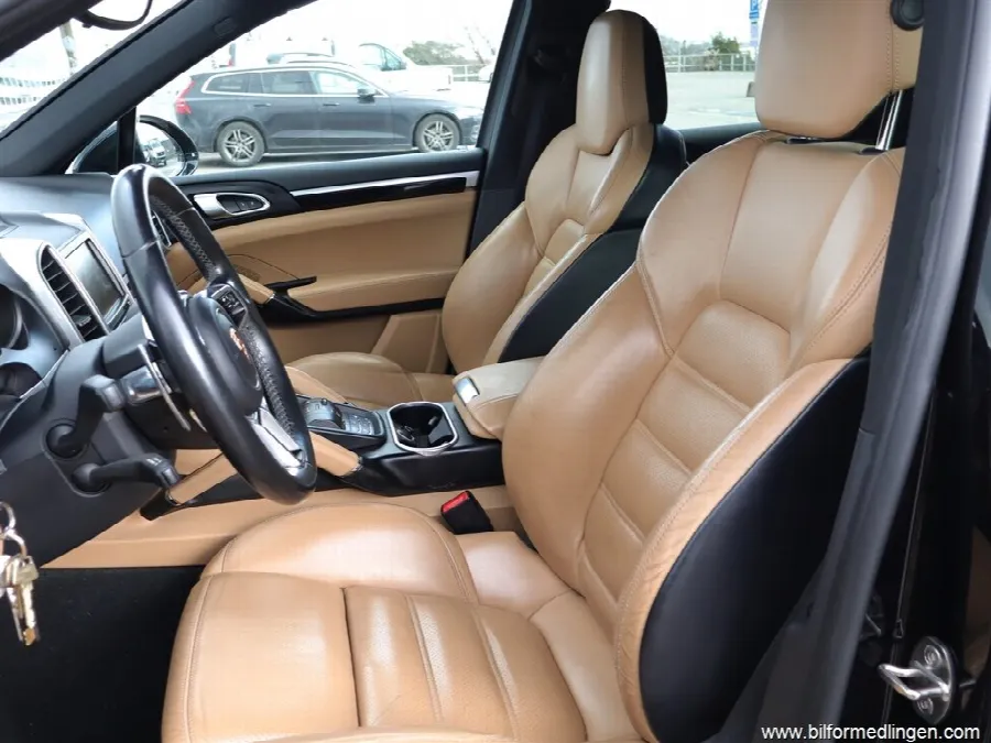 Porsche Cayenne S E-Hybrid 3.0 AWD 416hk Bose Sensorer, bild 5 av 12