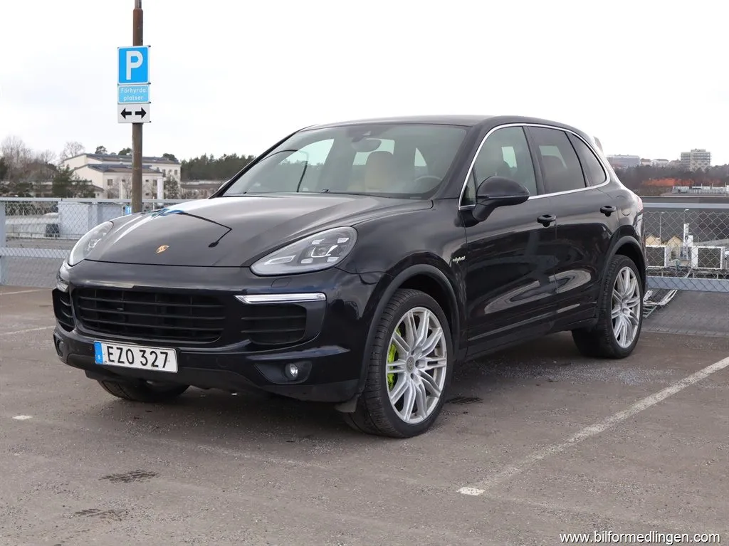Porsche Cayenne S E-Hybrid 3.0 AWD 416hk Bose Sensorer, bild 1 av 12