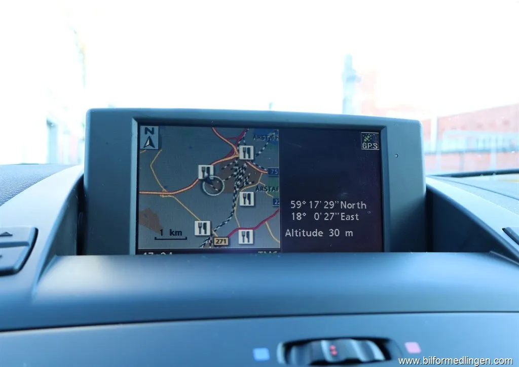 BMW X3 xDrive30d 218hk Navi S/V-hjul Värmare Automat, bild 10 av 12