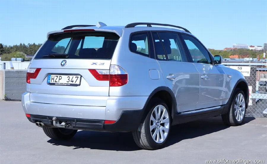 BMW X3 xDrive30d 218hk Navi S/V-hjul Värmare Automat, bild 3 av 12