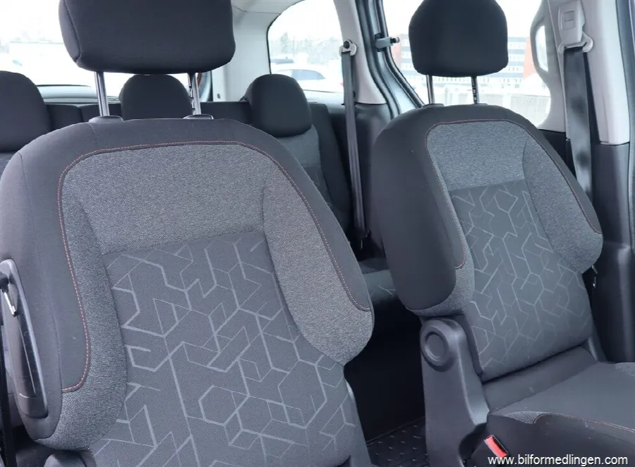 Peugeot Partner Tepee 1.2 110hk S/V-hjul 1 ägare Nyservad, bild 6 av 12