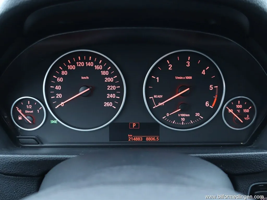 BMW 318 143hk S/V-hjul Navi, bild 9 av 12