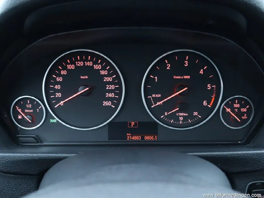 BMW 318 143hk S/V-hjul Navi, bild 9 av 12