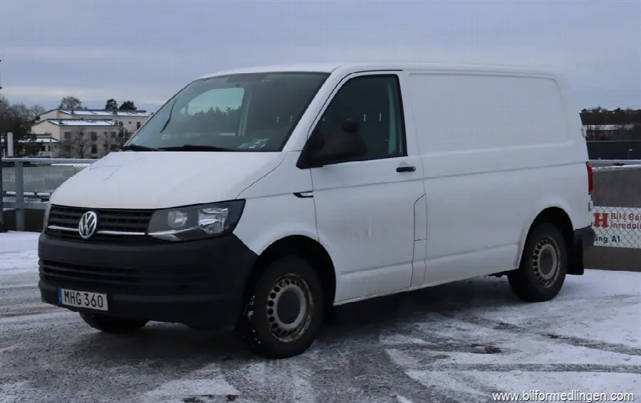 Volkswagen Transporter 2.0 TDI 102hk Värmare S/V-hjul Dragkrok, bild 1 av 12