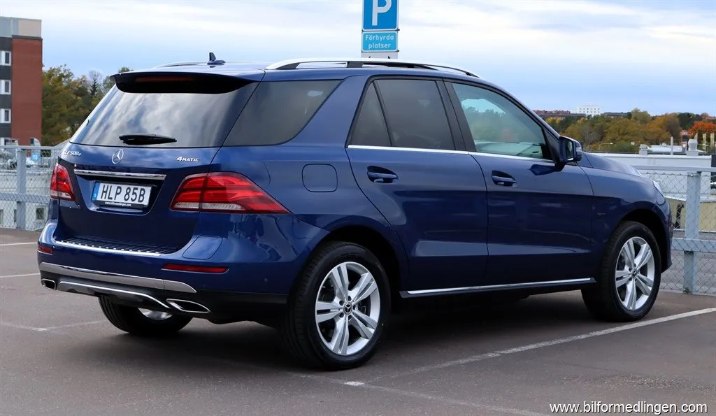 Mercedes-Benz GLE 500e Plug-In-Hybrid 4M 442hk S/V-hjul Drag, bild 3 av 12