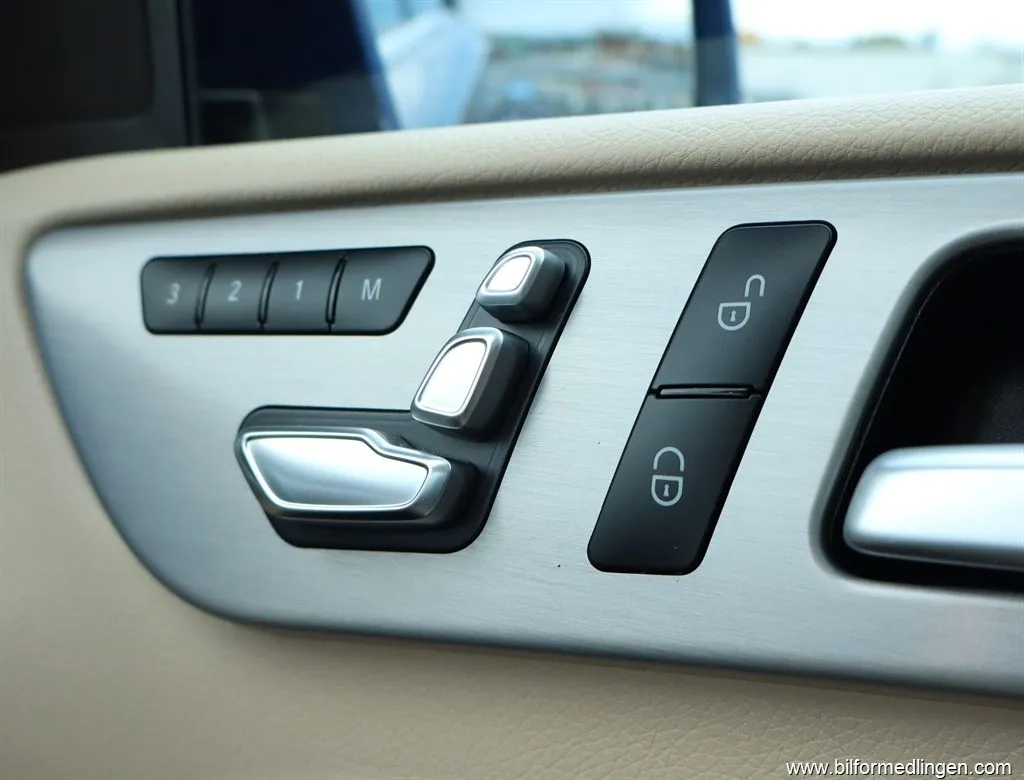 Mercedes-Benz GLE 500e Plug-In-Hybrid 4M 442hk S/V-hjul Drag, bild 12 av 12