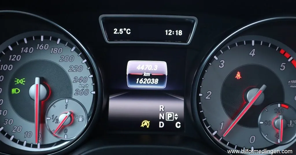 Mercedes-Benz CLA 220 d CLA AMG Sport Pano S/V-hjul Servad inkl besikt, bild 11 av 12
