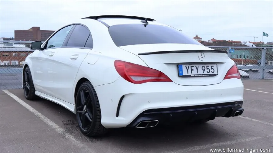 Mercedes-Benz CLA 220 d CLA AMG Sport Pano S/V-hjul Servad inkl besikt, bild 4 av 12