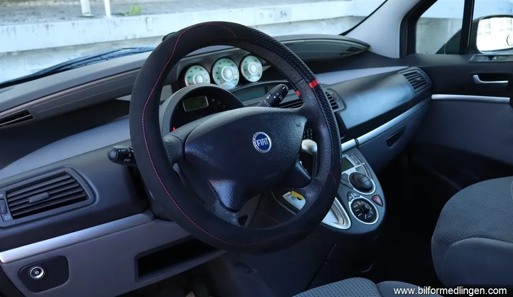 Fiat Ulysse 3.0 Automat HLX 6-sits AC Kamrem bytt, bild 5 av 12