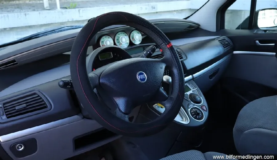 Fiat Ulysse 3.0 Automat HLX 6-sits AC Kamrem bytt, bild 5 av 12