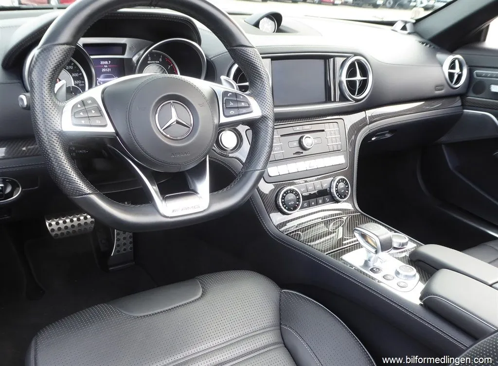 Mercedes-Benz SL 63 AMG V8 Biturbo 585hk, bild 9 av 12