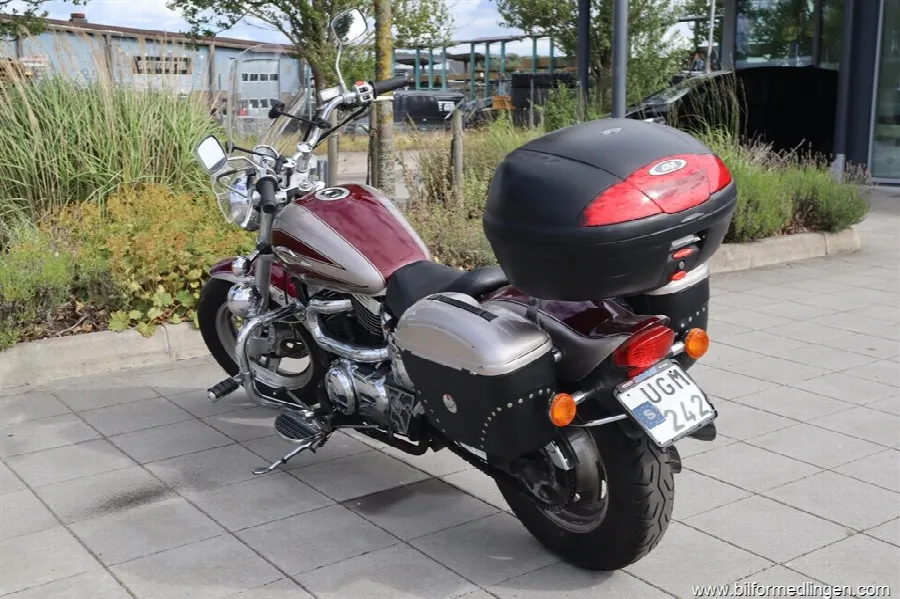 Suzuki VZ 800 Marauder 53hk Väskor Renoveringsobjekt se utrustning, bild 6 av 12