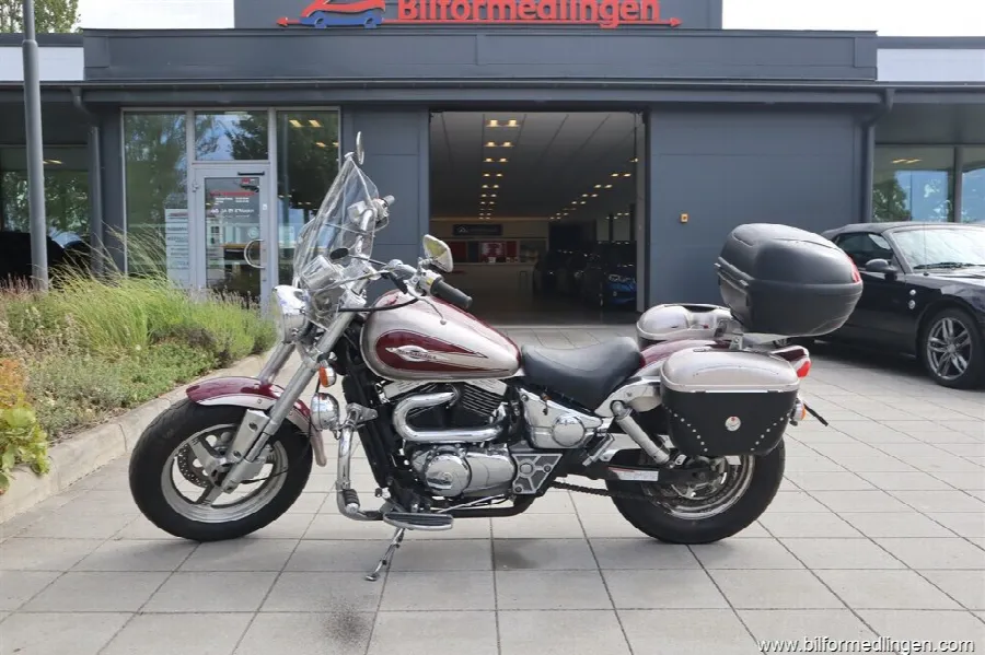 Suzuki VZ 800 Marauder 53hk Väskor Renoveringsobjekt se utrustning, bild 1 av 12
