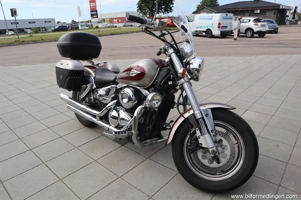 Suzuki VZ 800 Marauder 53hk Väskor Renoveringsobjekt se utrustning, bild 3 av 12