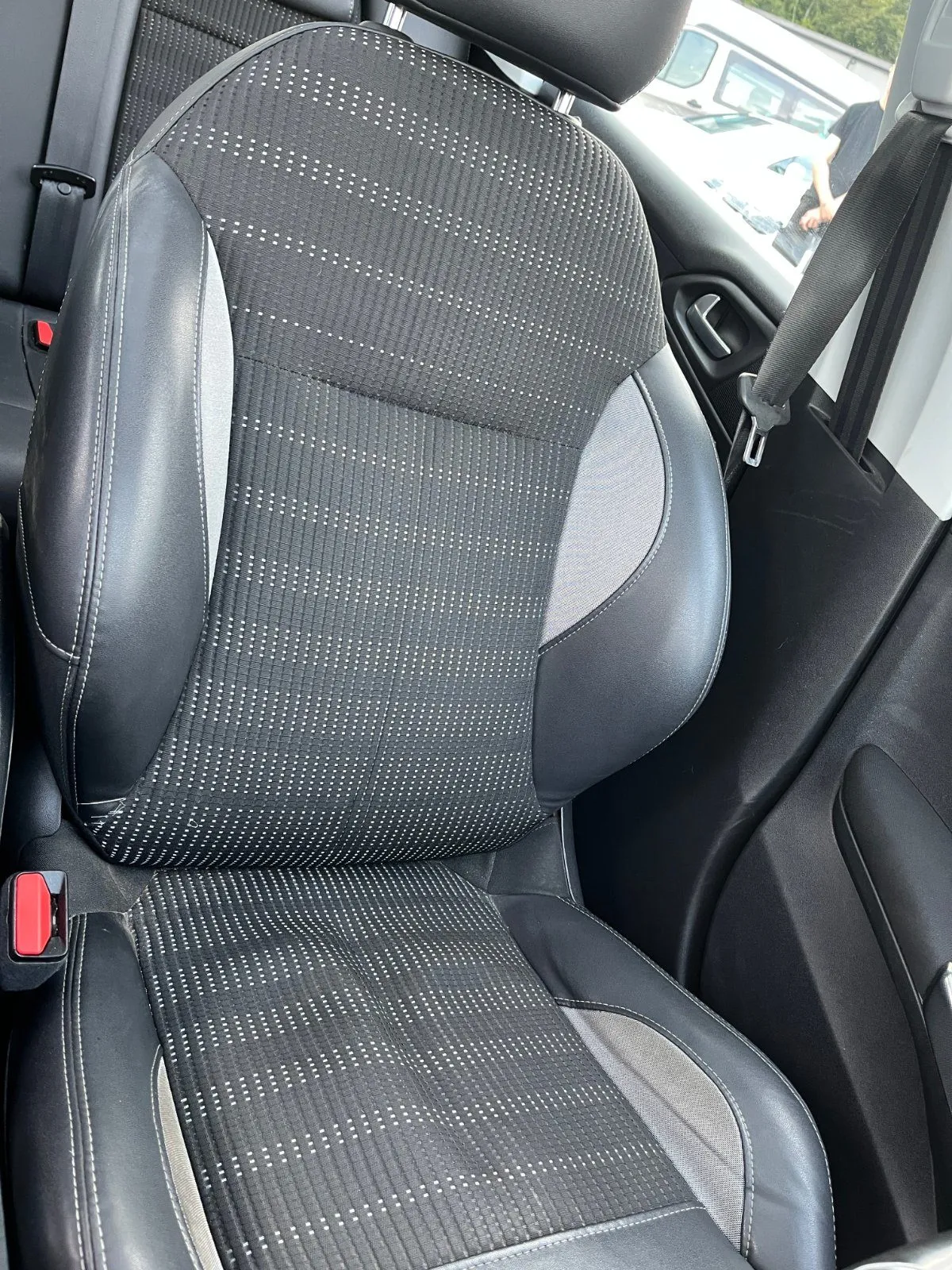 Peugeot 2008 I 2015, bild 7 av 10