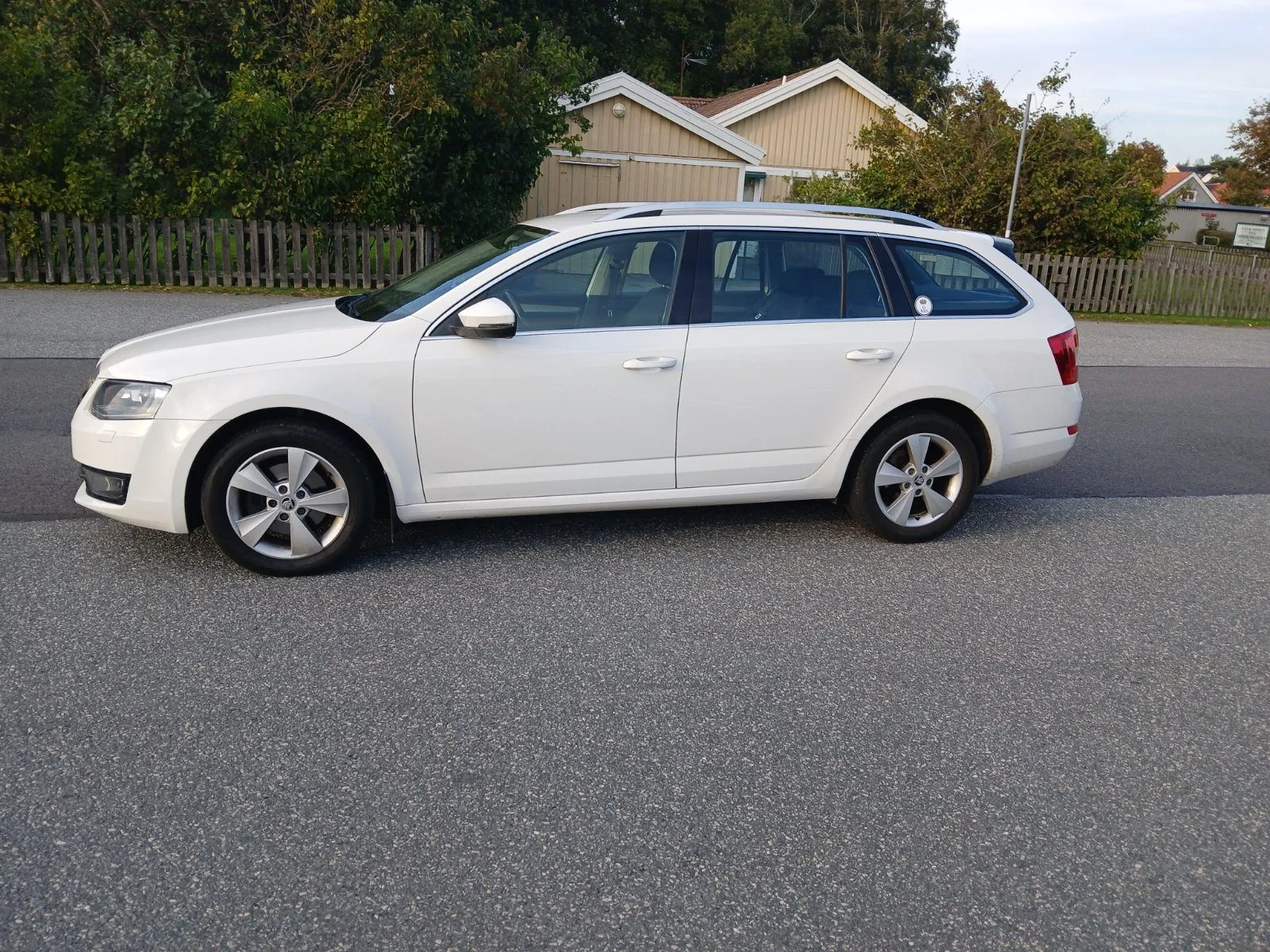 Skoda Octavia III Combi 2014, bild 1 av 5