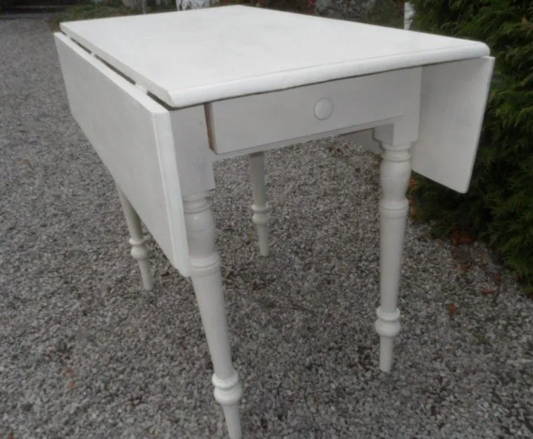 Allmoge bord antik vitt, bild 1 av 2