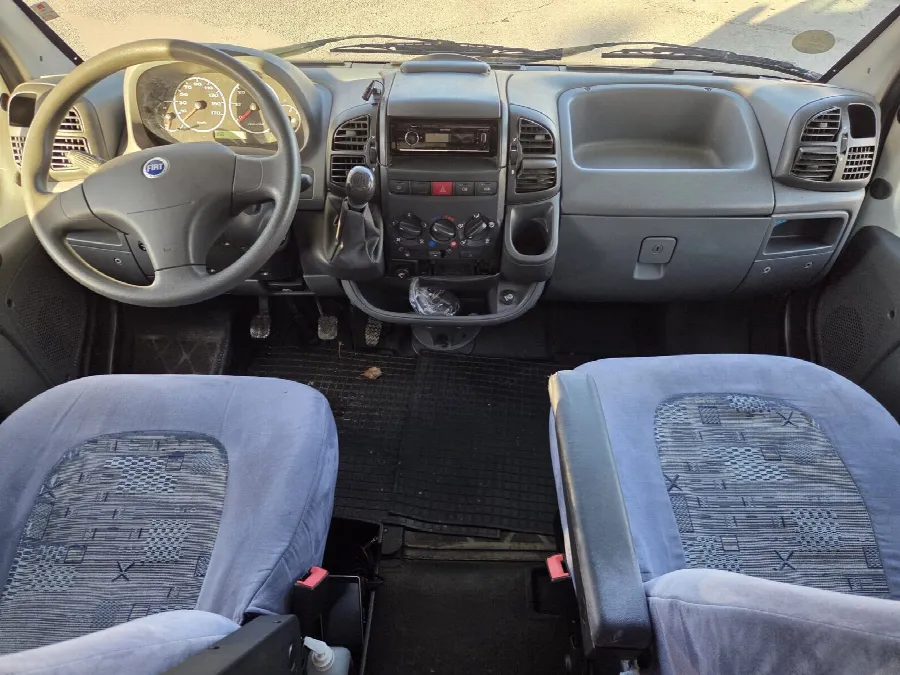 Eura Mobil S650 på Fiat 2005, bild 8 av 11